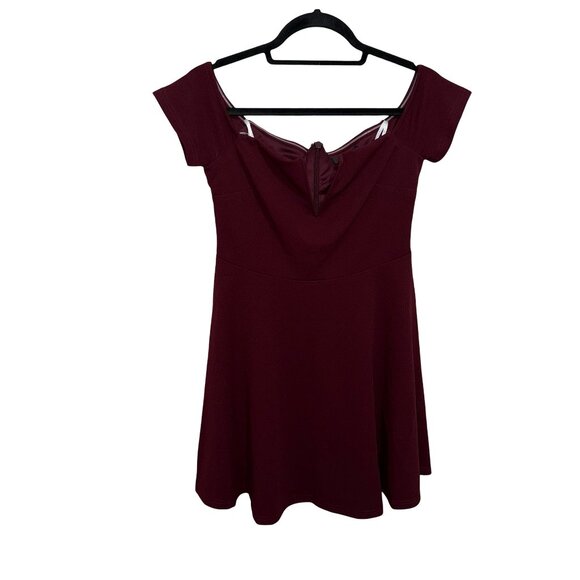 NWT LULUS Burgundy Off-the-Shoulder Skater A-Line Mini Dress Womens Sz M NWT - Picture 6 of 15